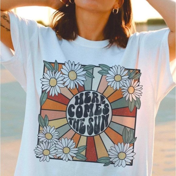 Whiskey Kiss Tops - HERE COMES THE SUN Handmade Graphic Tee
